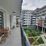 Park West Apartment - Free Parking