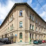 Free Parking Big Joe Budapest 6Ppl