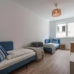 Big Condo With Garage & Balcony & Ac & Lift
