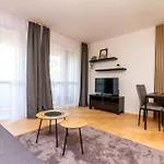 Gozsdu White Raven 3 - Terrace And Free Underground Parking