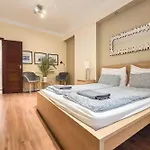 New City Life Apartment