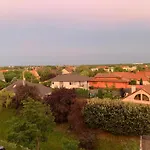 Repter Koezeli Lakas Panoramaval