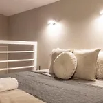 Charming & Cozy Central Suite By Prestige Homes