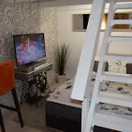 Castlehill Apartman The Perfect Blend Of Urban Living And Sightseeing Convenience