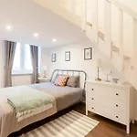 Dob Deluxe Apartment
