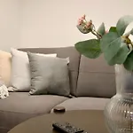 Premium Apartment By Hi5- Jozsef Koerut
