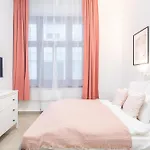 Central - Modern - Good Sleep