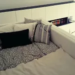 Littlewhiteintheheartofbudapest