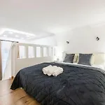 Charming Grand Residence In The Heart Of Budapest