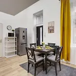 Central - New - Modern
