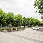 Free Parking - Central - Quiet