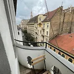 City Center 4! Modern And Cozy 3Br In City Center!