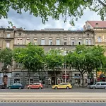 Budapest Style Grande Apartment