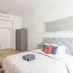 Exclusive Veres Palne Apartment By Cavaland