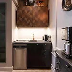 Jungle Design 2Bdr Apartment