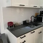 Beach-Style Apartment Downtown, Ujlipotvaros