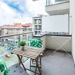Very Central - Free Parking - Balcony