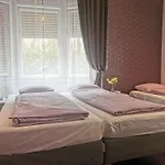 Yogiyo Budapest