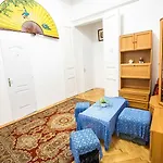 Centre Sunshine Bedroom Room Season 5