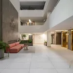 Corvin 5 Stars Luxury Apartment With Free Parking