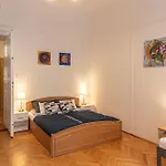 Viol Apartment
