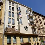 Muranyi Apartment