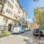 Georgina Apartment