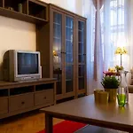 Gabriel Cozy Apartment
