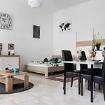 Jokai Apartment