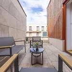 Superb Location & Cozy Suite With Terrace By Prestige Homes