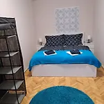 Sophia Apartment Buda By The Danube With Ac