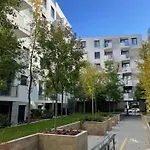 Downtown Family Apartment By Firsthost 3436A302