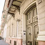 Stylish Modern Studio - 1 Minutes Away From Parliament