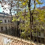 Brand New Sunny Apartment On Andrassy Street