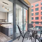 Brand New - Modern & Comy At River