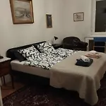 Villa With Terrace Overlooking The City Park