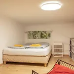 Cosy Studio In Terezvaros W41 Green