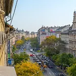 T29 Suites