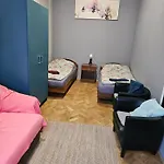 Danubescree Cozy Apartment