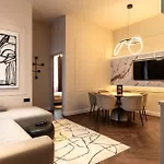Acacia Luxury Apartment