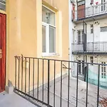 Buday Apartment Close To The Castle