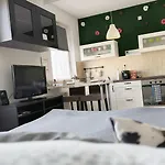 Studio Viva - Cosy Flat In Budapest - Free Parking