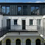 Westend Lofts Sunny Nest