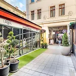 Extra Central Mini Home