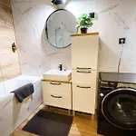 Greenland Family Premium Central Apartment