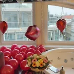 Jacuzzi Opera Suite