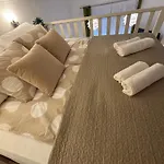 Downtown Majestic Apartment