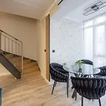 Exclusive Central Duplex Penthouse In The Heart Of Budapest