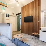 The Luxe Hideaway W40