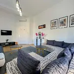 W25 Spacious 3Br Free Parking